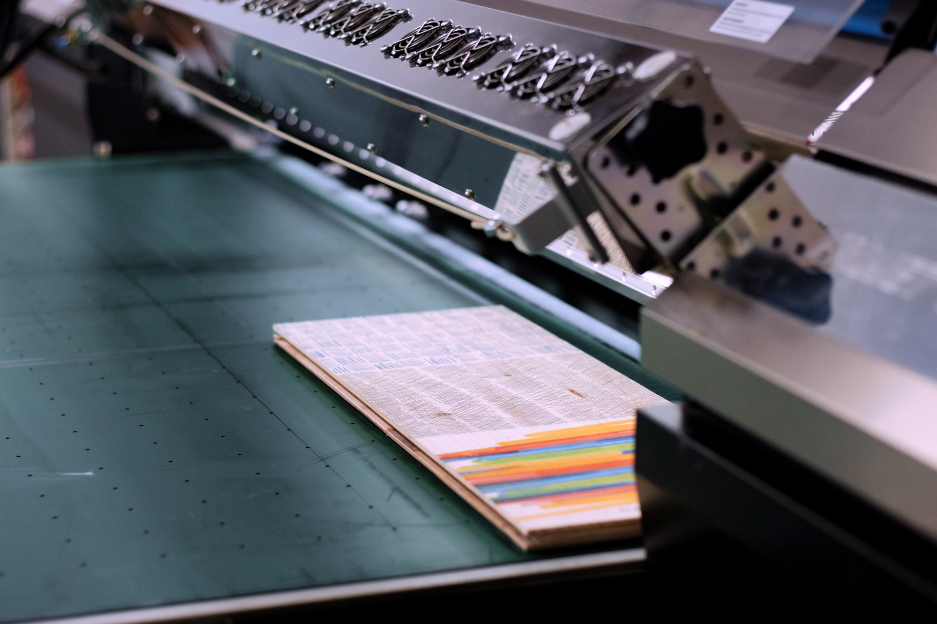 Lavorazione industriale delle lastre Specchidea